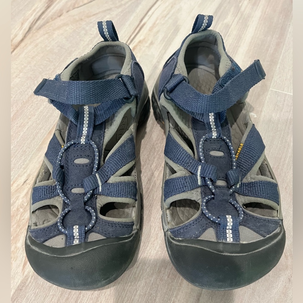KEEN Kids' Dark Blue and Gray Sandals Size 1 - Picture 6 of 11